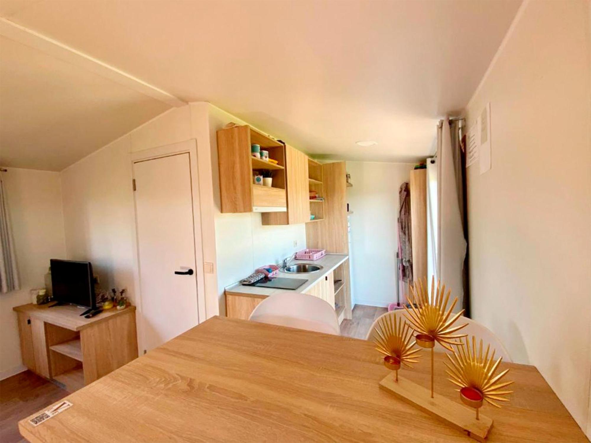Apartamentos Via Street 3000 Hinojedo Bagian luar foto